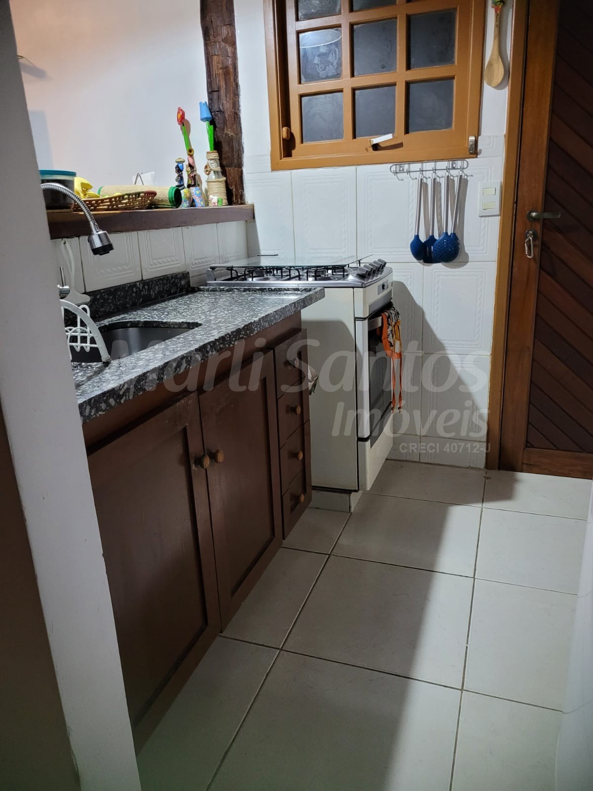 Casa à venda em residencial tranquilo; chalé com entrada ind - foto 10