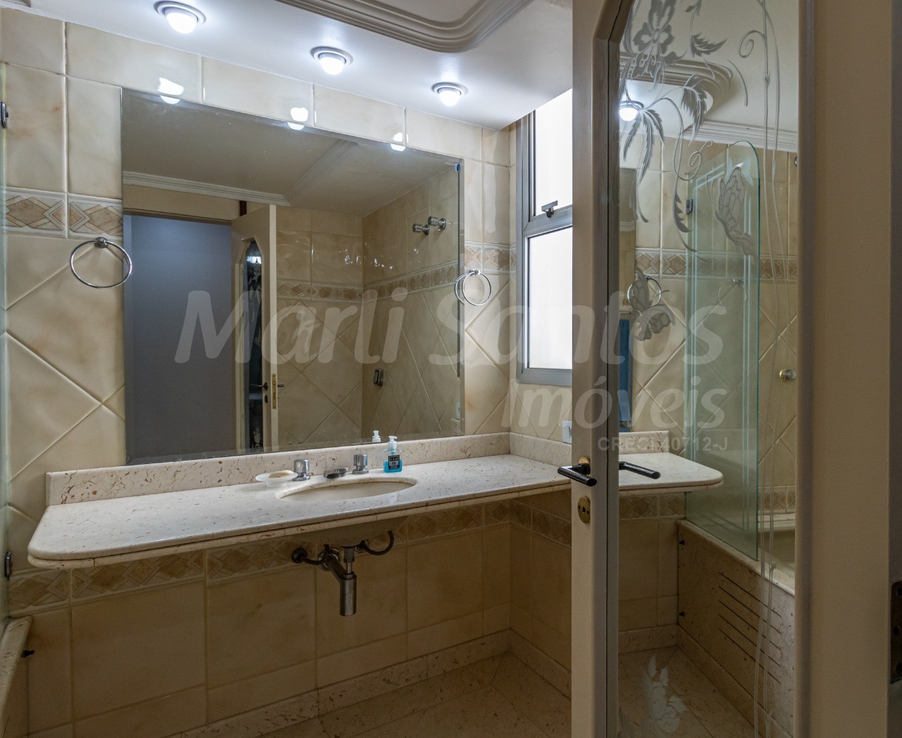 Apartamento com 4 suítes à venda em Morumbi - SP