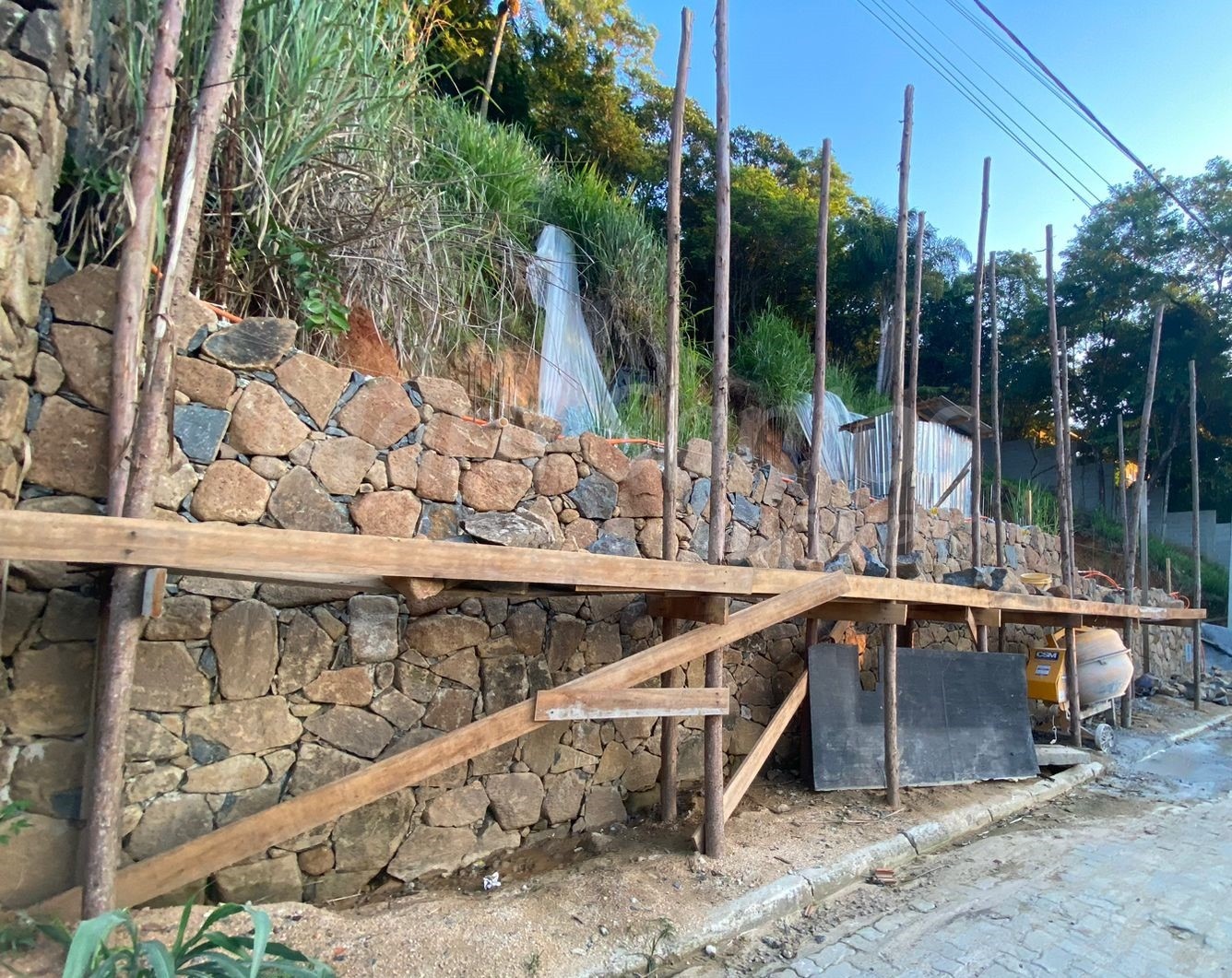 Terreno à venda no perequê em ilhabela-sp