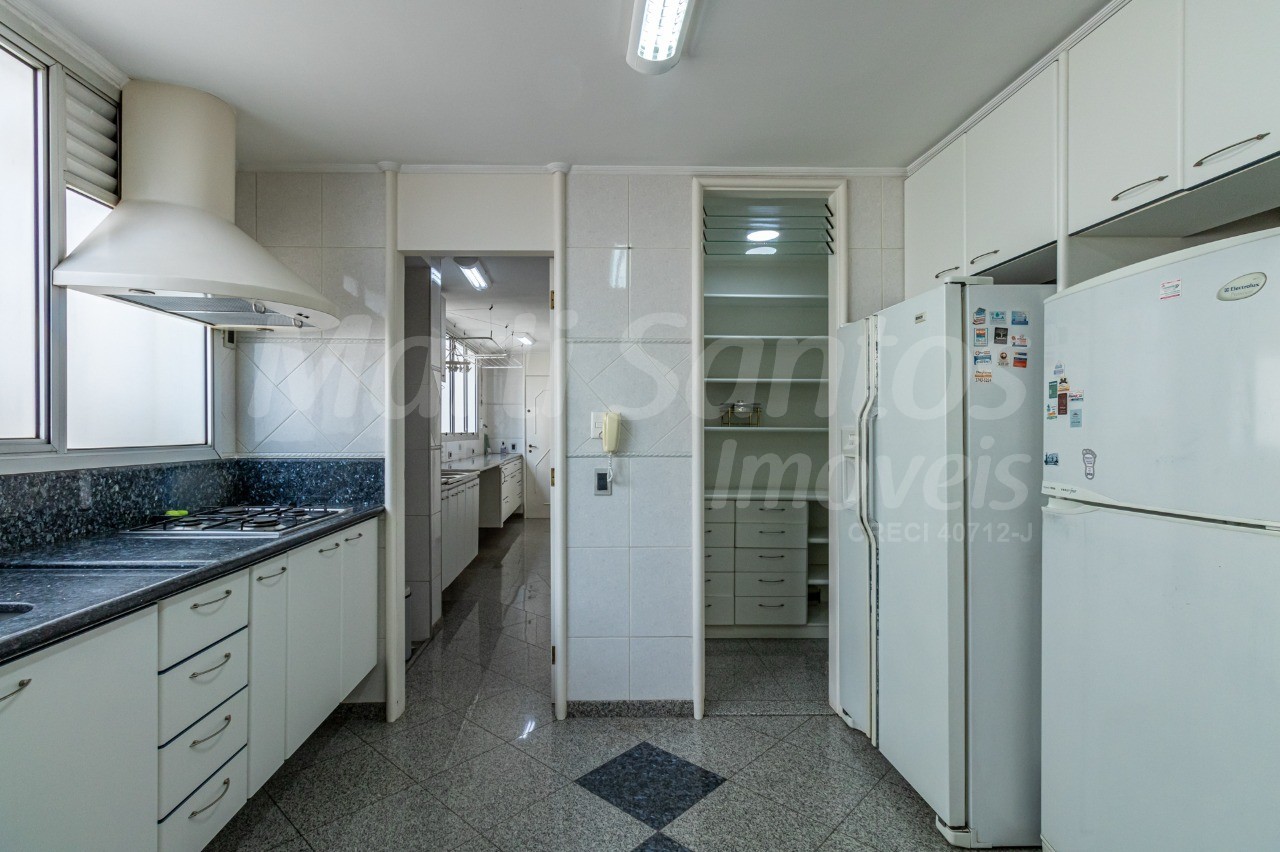 Apartamento com 4 suítes à venda em Morumbi - SP
