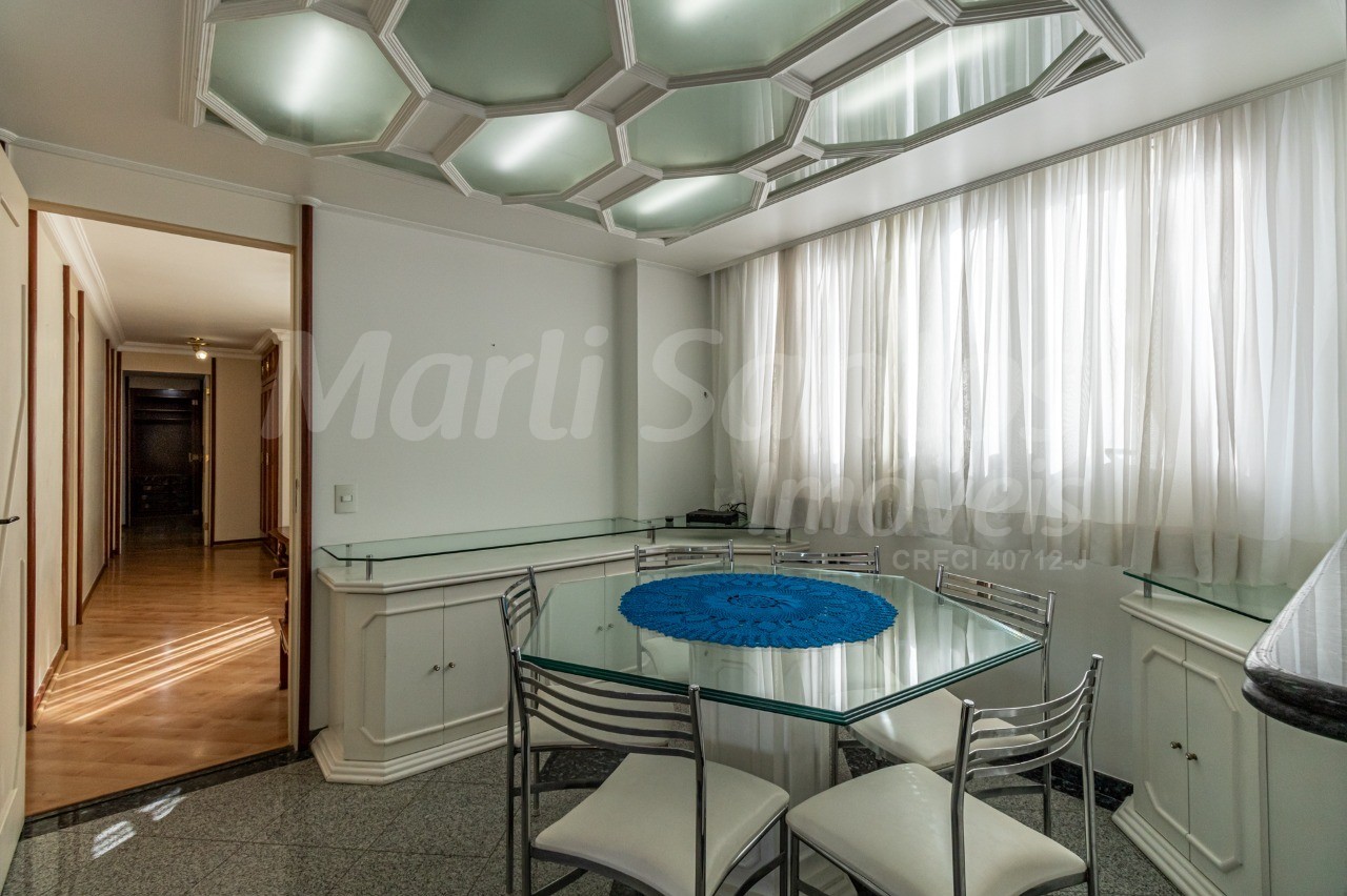 Apartamento com 4 suítes à venda em Morumbi - SP