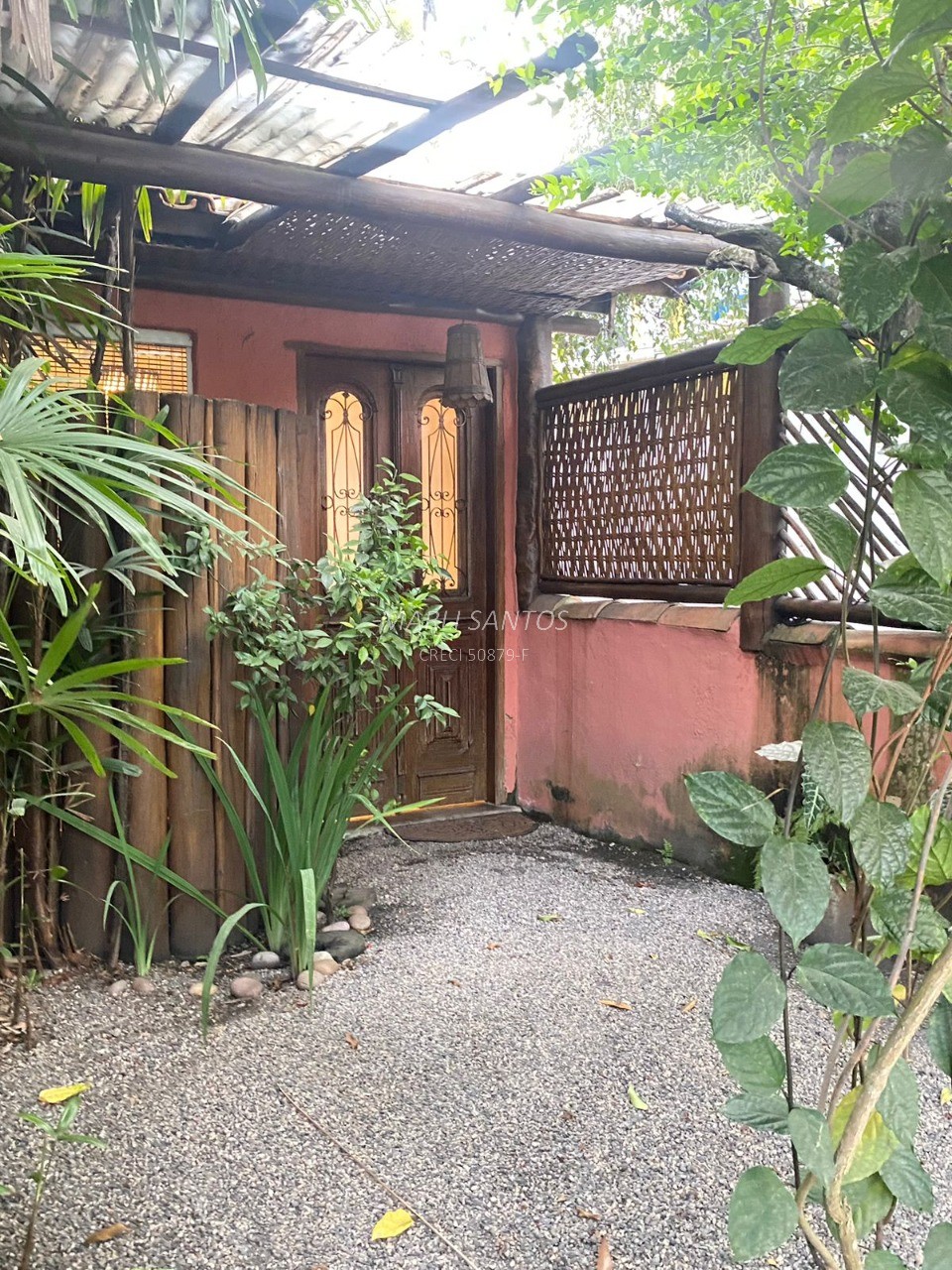 SALA COMERCIAL À VENDA EM ÓTIMA LOCALIZAÇÃO EM ILHABELA-SP