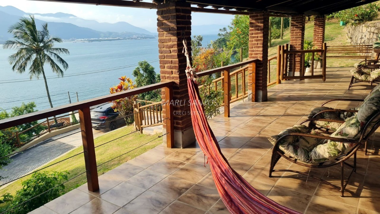 Casa à venda - com vista-piuva