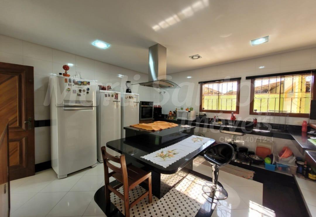 Casa à venda na barra velha em excelente localização