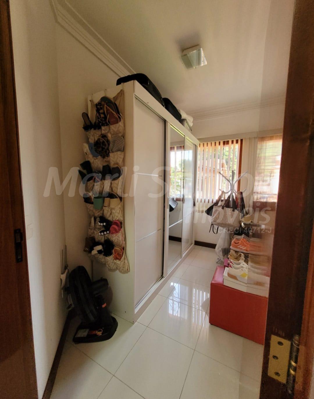 Casa à venda na barra velha em excelente localização