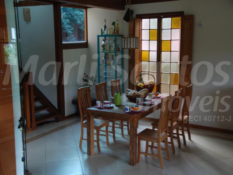 Casa/sobrado à venda, condomínio; 4 dormitórios com ar (send