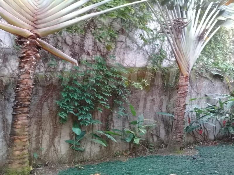 CASA/SOBRADO À VENDA, CONDOMÍNIO; 4 dormitórios com ar (sendo 1 suíte com closet),
