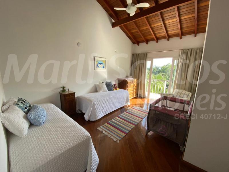 Casa alto padrão à venda com belíssima vista mar!