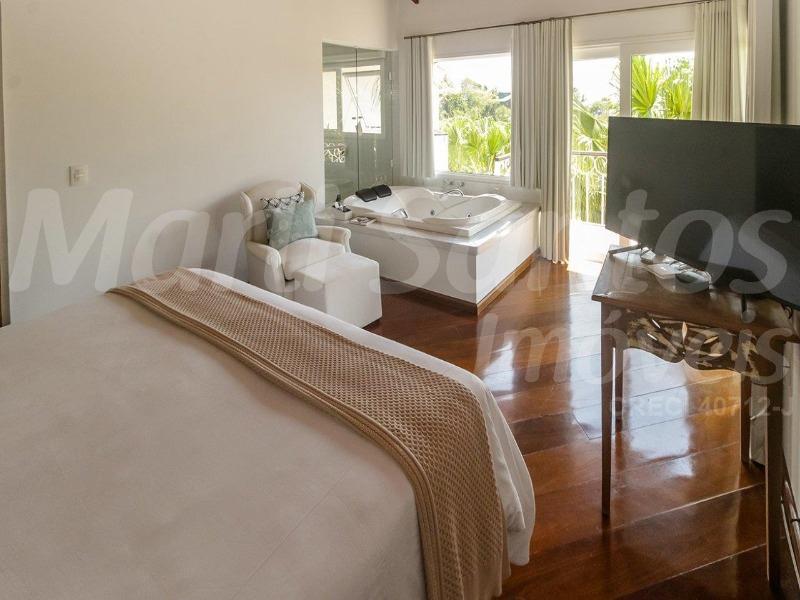 Casa alto padrão à venda com belíssima vista mar!