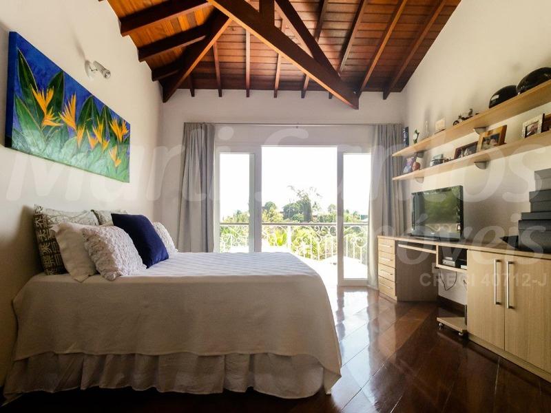 Casa alto padrão à venda com belíssima vista mar!