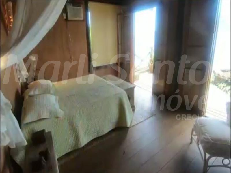 Belíssima casa na costeira à venda em ilhabela!