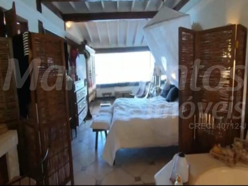 Belíssima casa na costeira à venda em ilhabela!