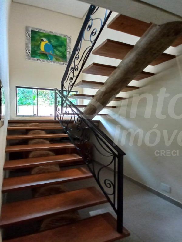 Casa nova em terreno amplo em ilhabela à venda, agende sua visita!
