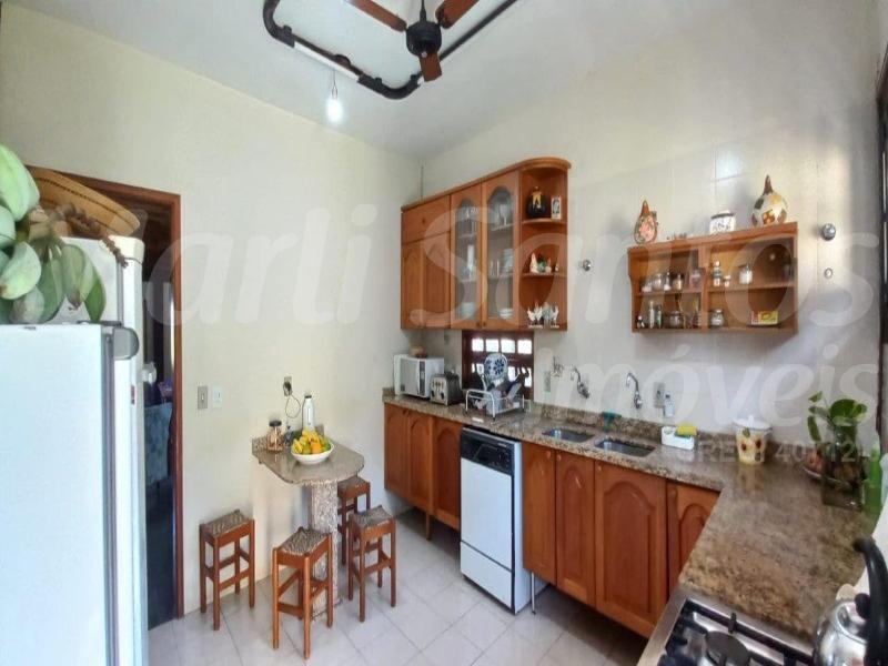 Casa à venda com escritura definitiva com opção de financiam