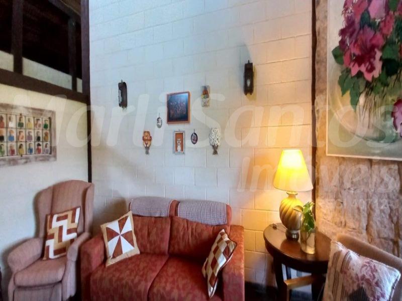Casa à venda com escritura definitiva com opção de financiam