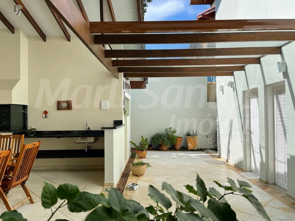 LINDA CASA À VENDA; BAIRRO DO JULIÃO; ESCRITURA DEFINITIVA