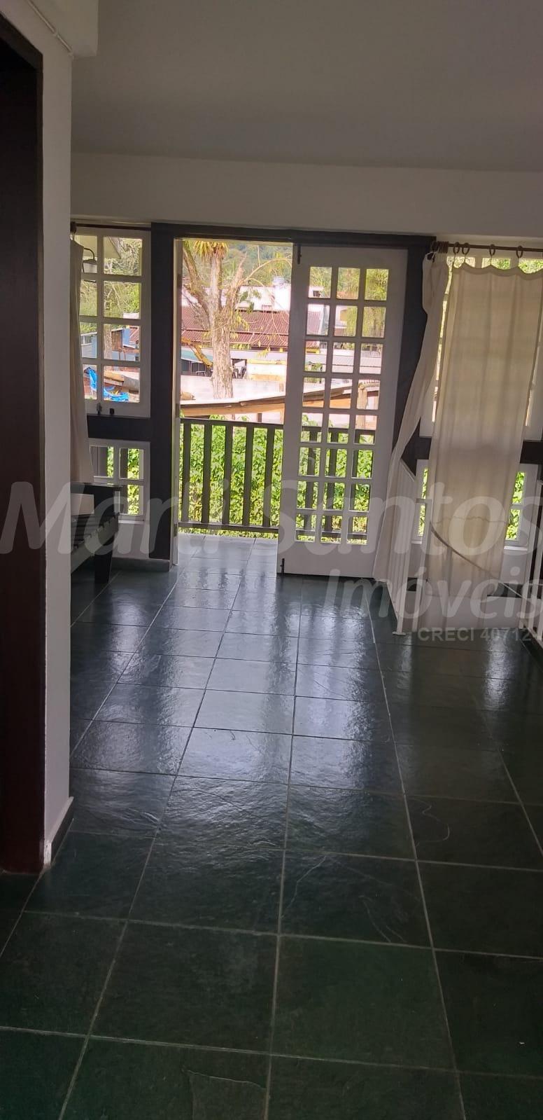 Vendem-se 4 chalés em residencial na água branca em ilhabela