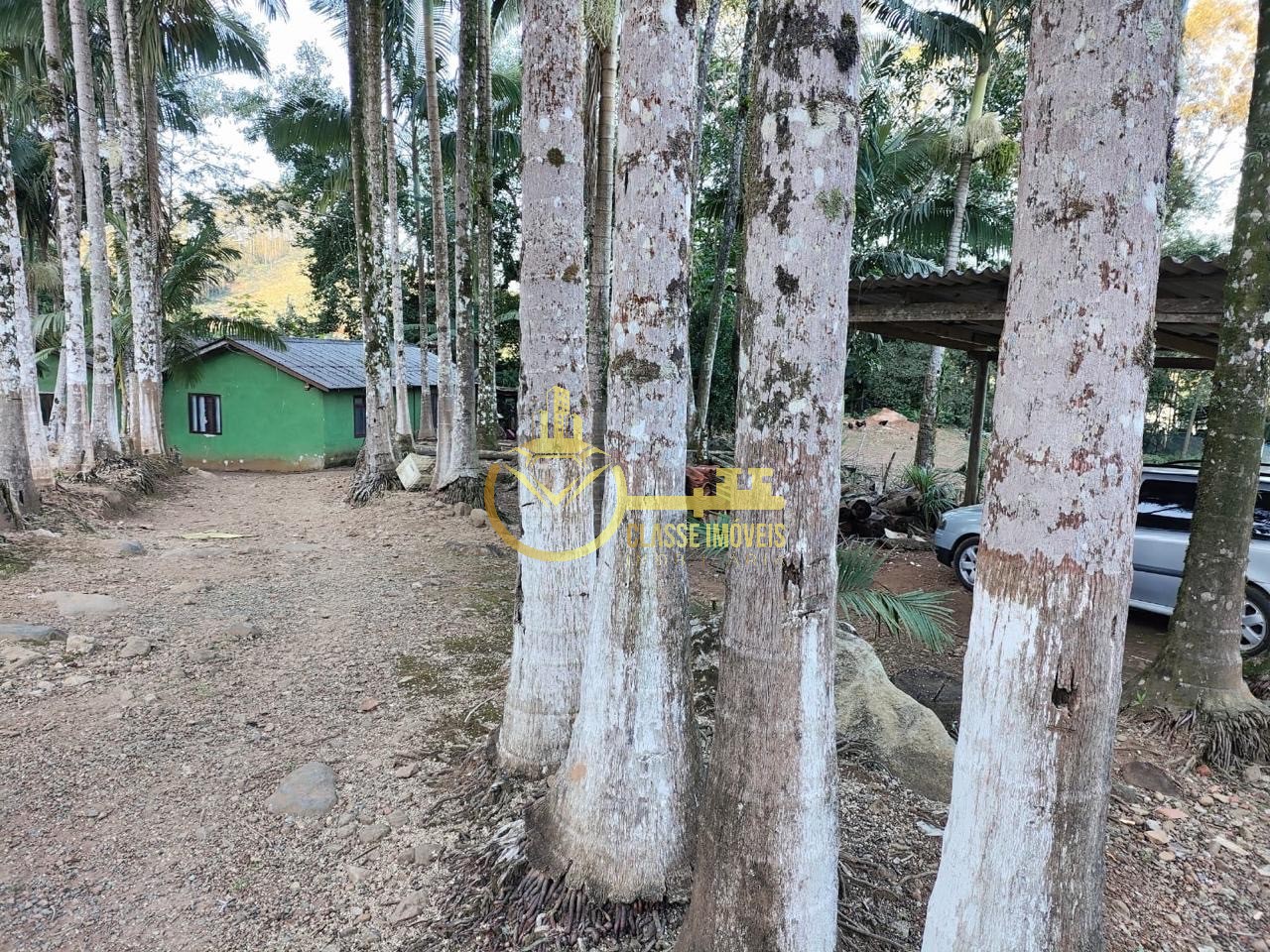Chácara à venda em Luiz Alves-SC, bairro Garuva: 2 quartos, 1 sala, 1 banheiro, 300,00 m² de área.