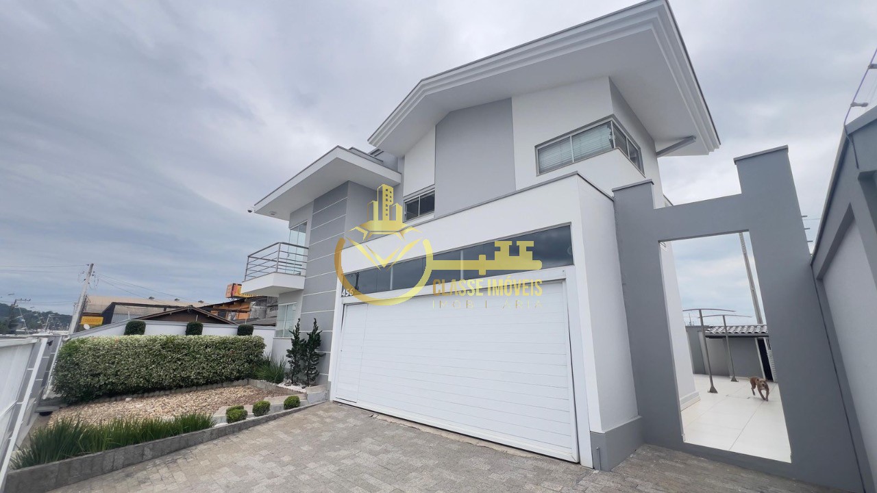 Casa residencial em itajaí - sc, salseiros