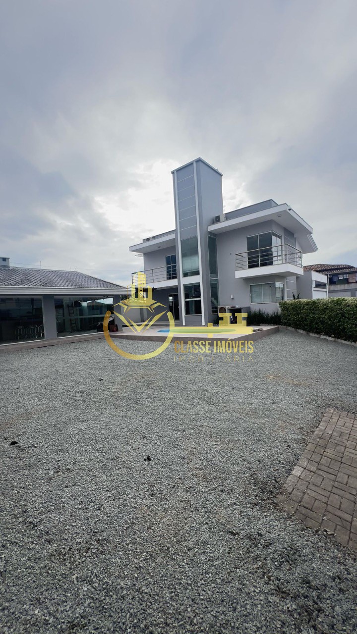Casa residencial em itajaí - sc, salseiros