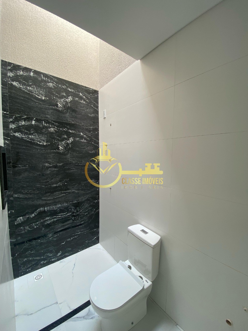 Sobrado à venda em balneário piçarras-sc, itacolumi: 2 quart - foto 10