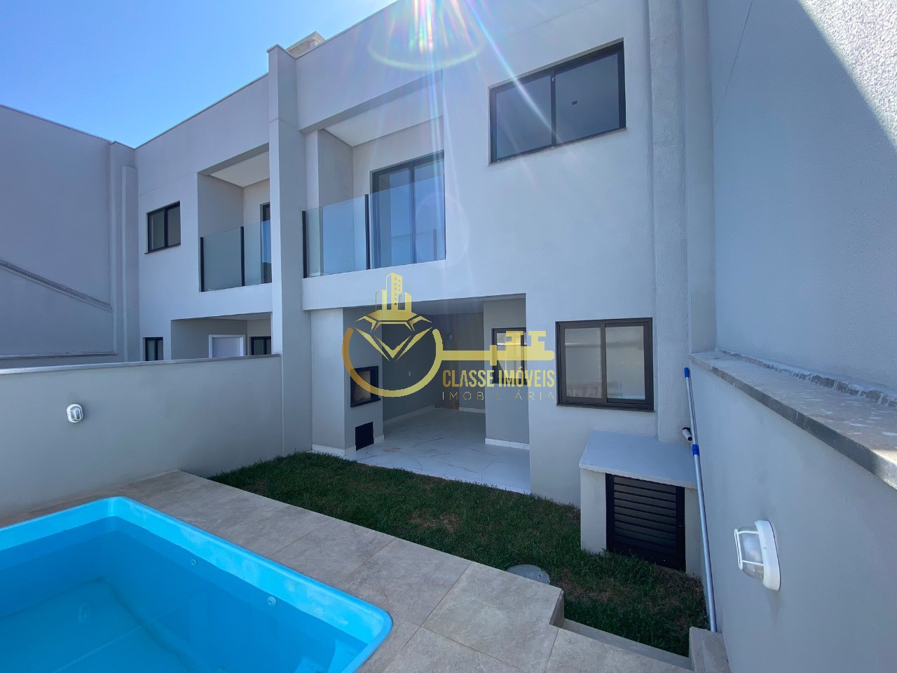 Sobrado à venda em balneário piçarras-sc, itacolumi: 2 quart - foto 4