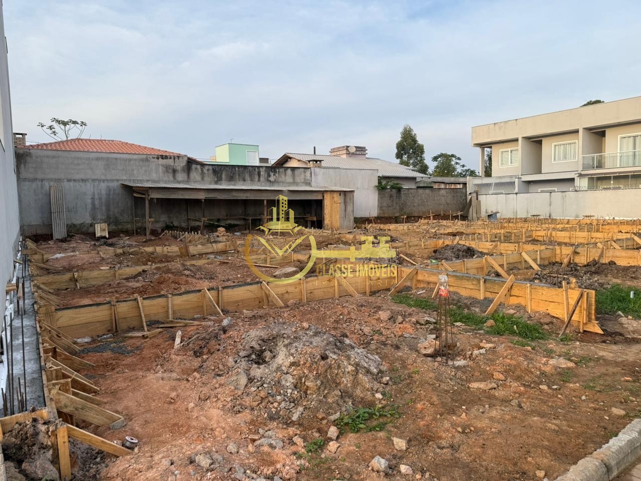 Sobrado à venda em balneário piçarras-sc, itacolumi: 2 quart - foto 2
