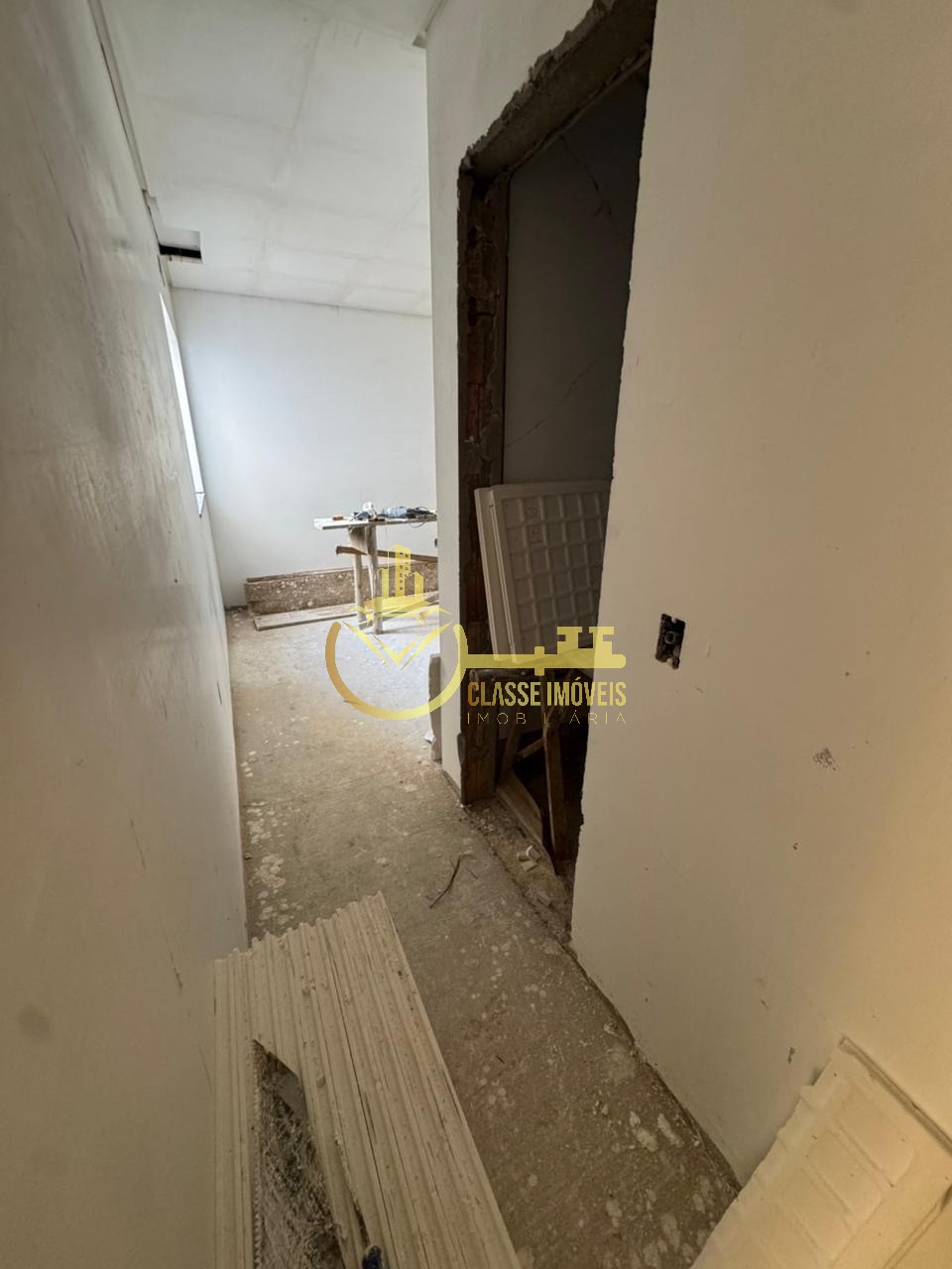 Apartamento à venda em Itajaí-SC, bairro Quilômetro 12 com 2 quartos, 1 suíte e 76m² de área. Venha conferir!