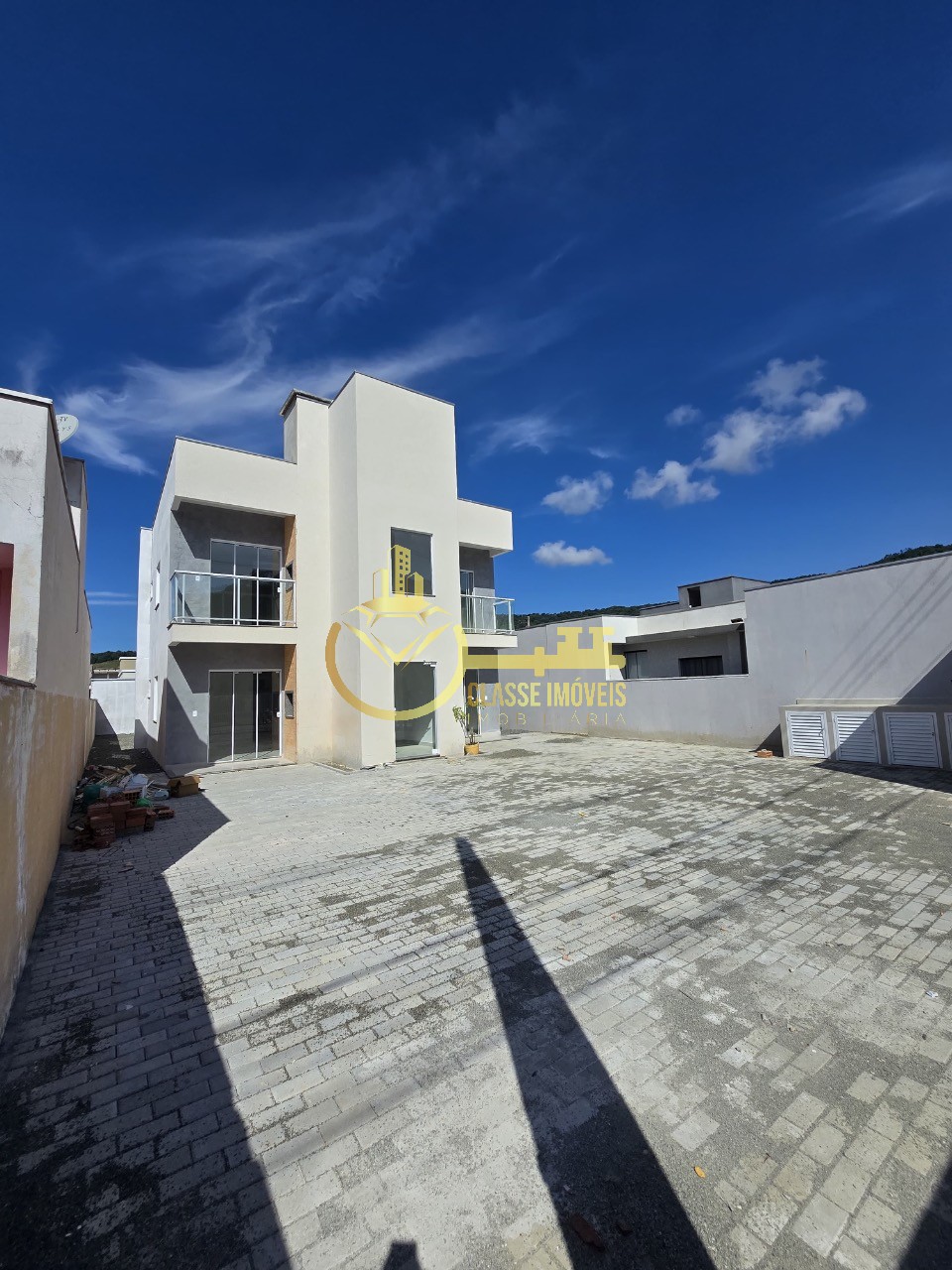 Apartamento à venda em penha-sc, 2 quartos, 1 suíte, 58m² - 