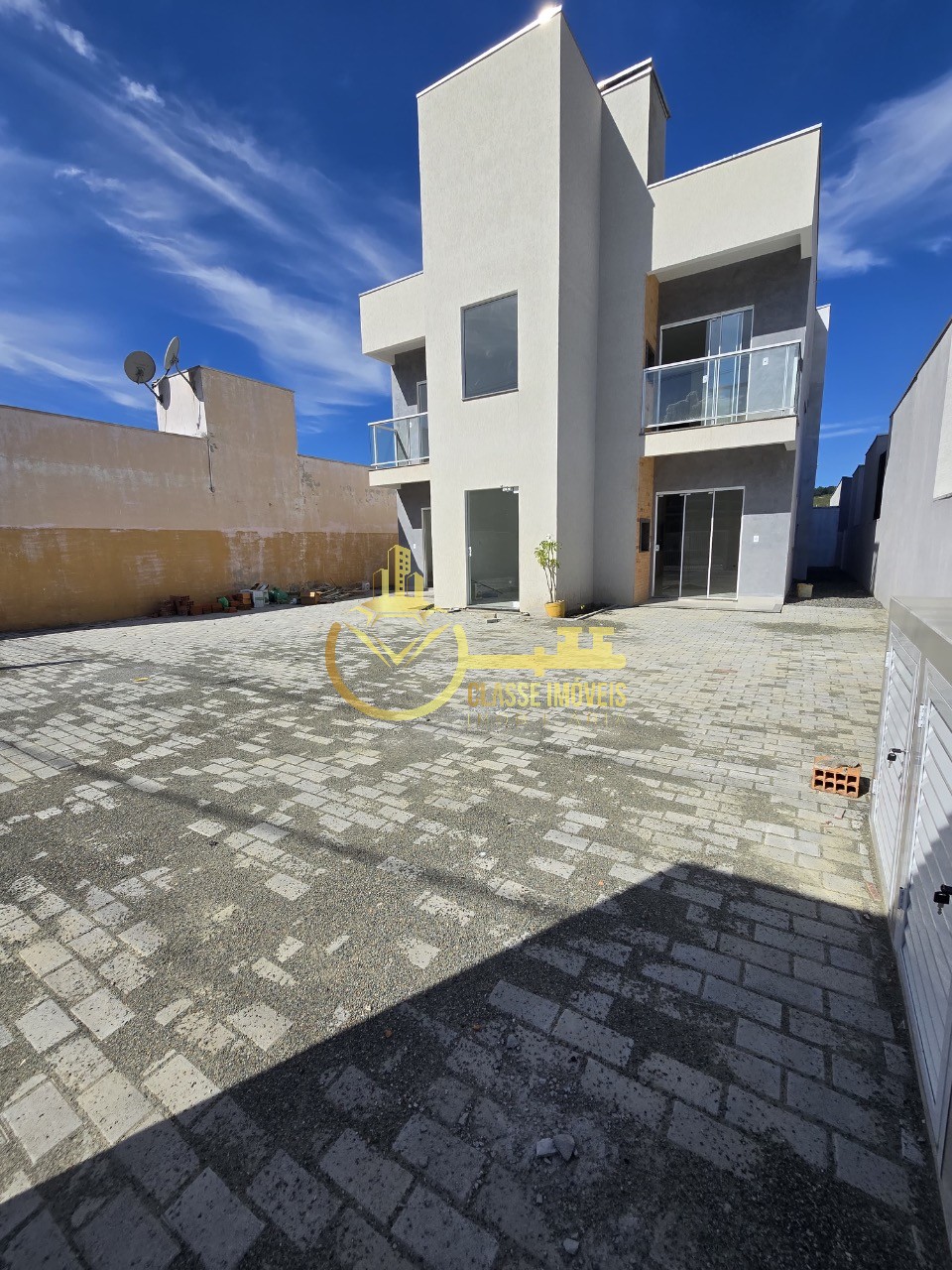 Apartamento à venda em penha-sc, 2 quartos, 1 suíte, 58m² - 