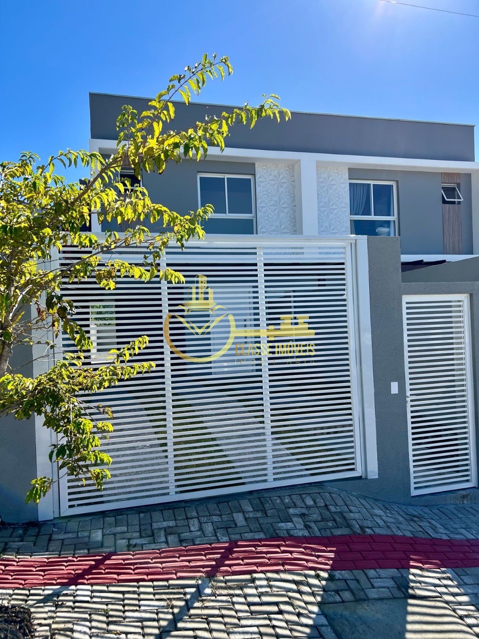 Sobrado à venda em itajaí-sc, bairro espinheiros, 2 quartos,