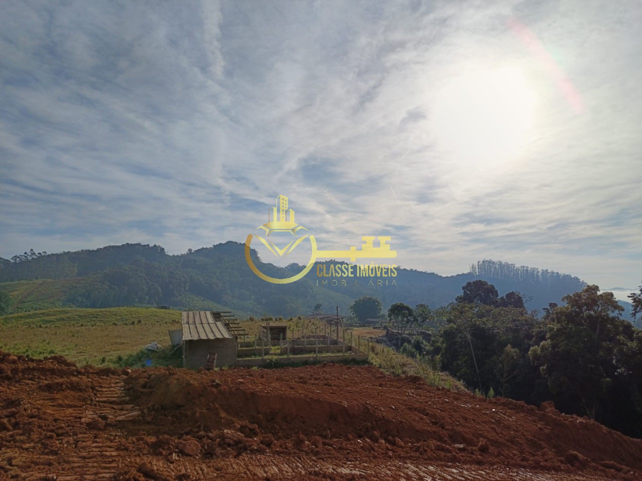 Excelente oportunidade de investimento em terreno de 1.000,00 m² à venda em Luiz Alves-SC, no bairro Braço Cumprido!