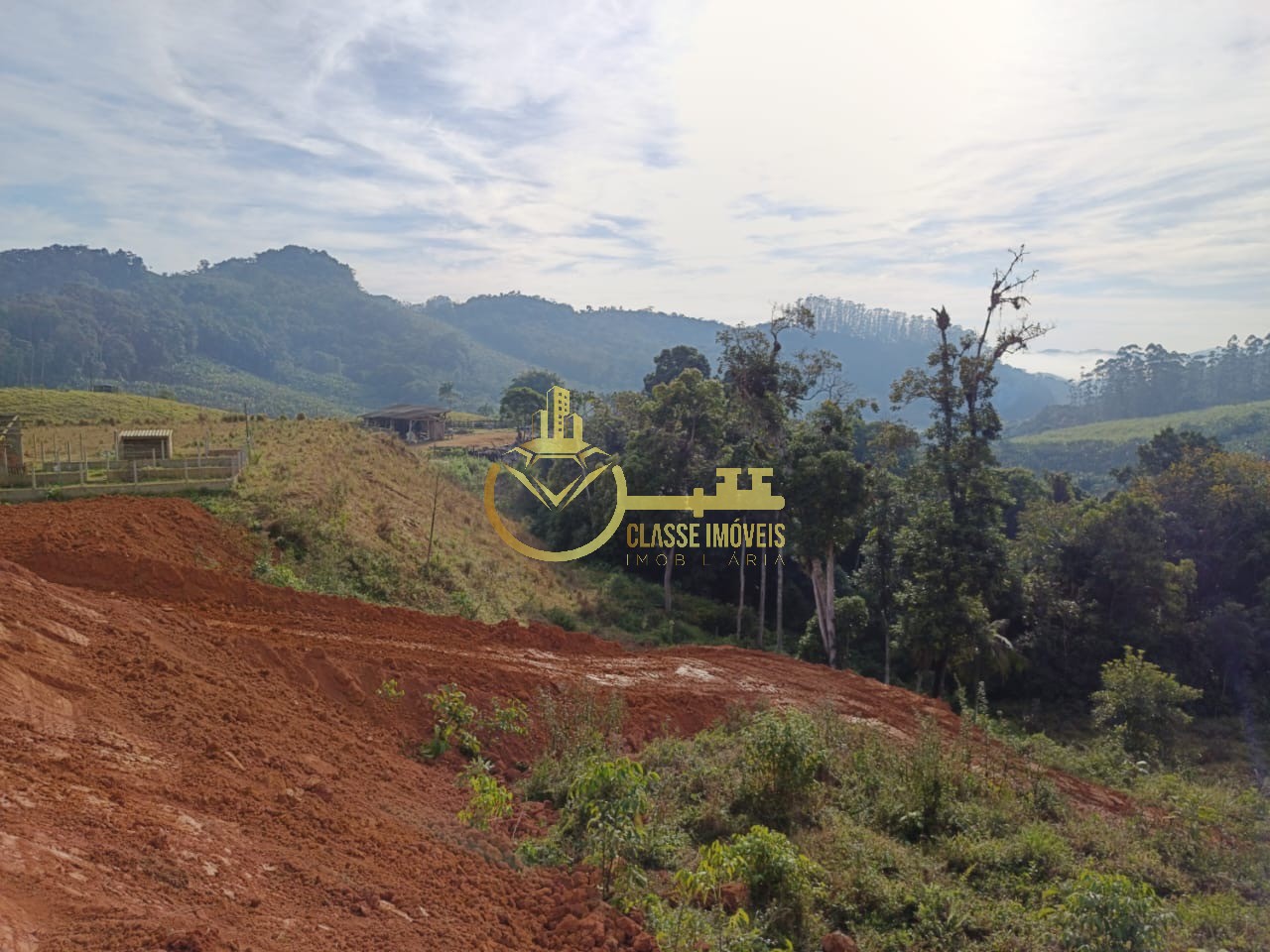 Excelente oportunidade de investimento em terreno de 1.000,00 m² à venda em Luiz Alves-SC, no bairro Braço Cumprido!