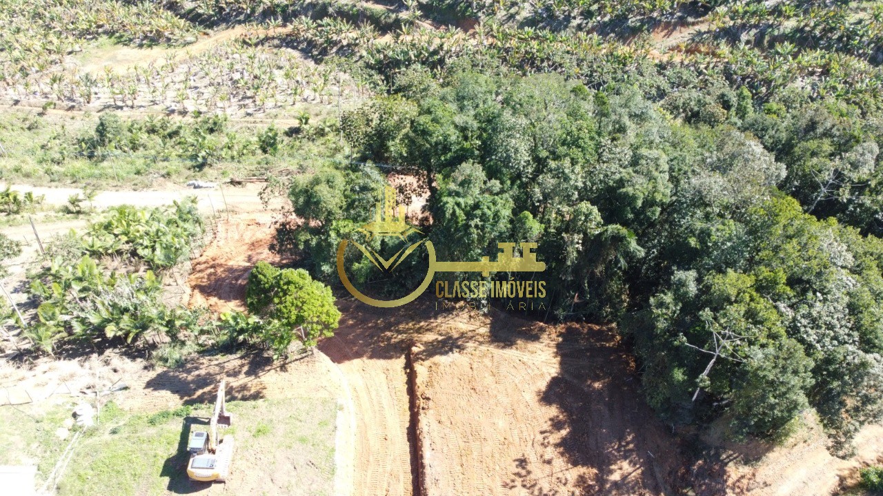 Excelente oportunidade de investimento em terreno de 1.000,00 m² à venda em Luiz Alves-SC, no bairro Braço Cumprido!