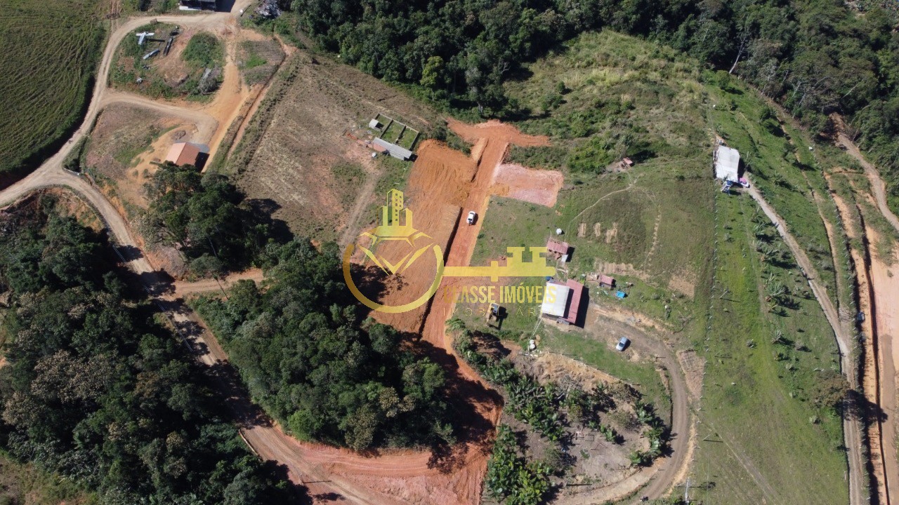 Excelente oportunidade de investimento em terreno de 1.000,00 m² à venda em Luiz Alves-SC, no bairro Braço Cumprido!