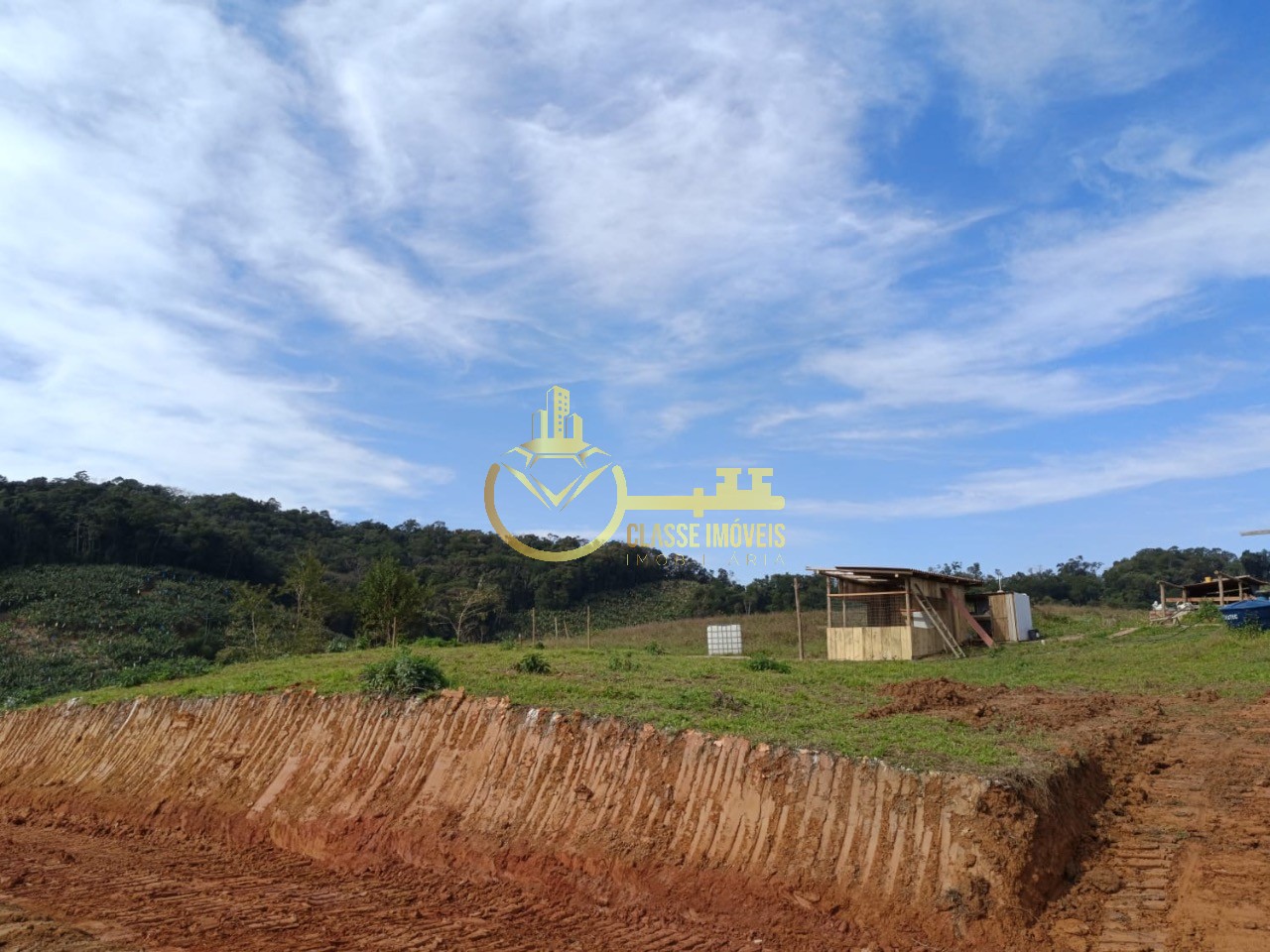 Excelente oportunidade de investimento em terreno de 1.000,00 m² à venda em Luiz Alves-SC, no bairro Braço Cumprido!