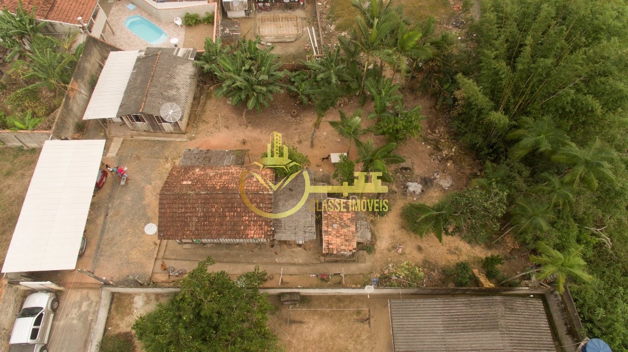 Terreno à venda em Itajaí-SC, bairro Espinheiros, com 983m² de área!