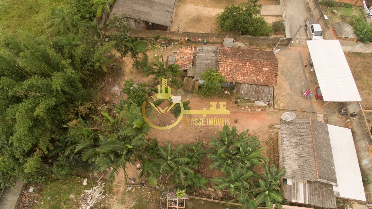 Terreno à venda em Itajaí-SC, bairro Espinheiros, com 983m² de área!