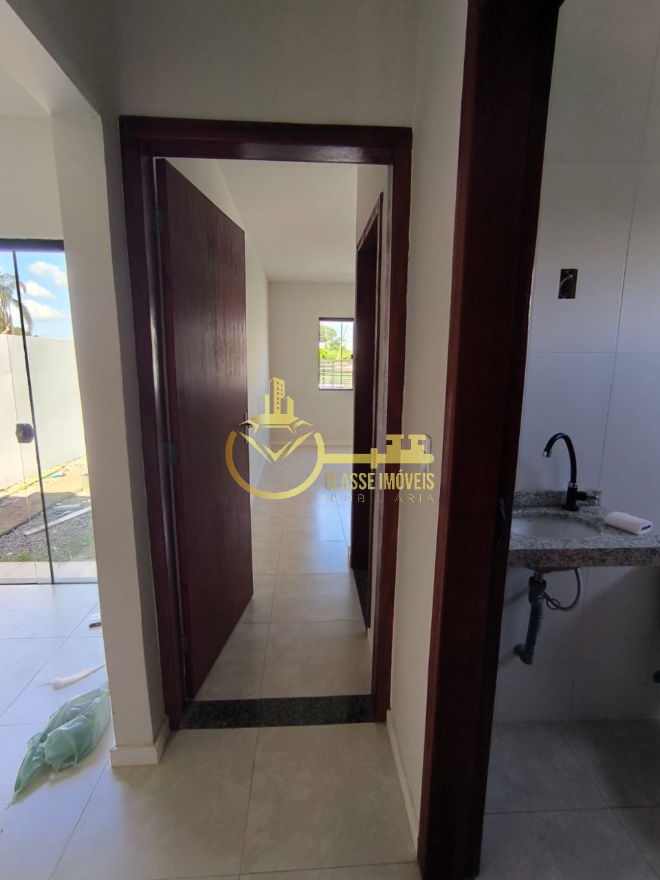 Geminado à venda em Penha-SC, Nossa Senhora de Fátima: 1 quarto, 1 suíte, 1 banheiro, 1 vaga, 60m²