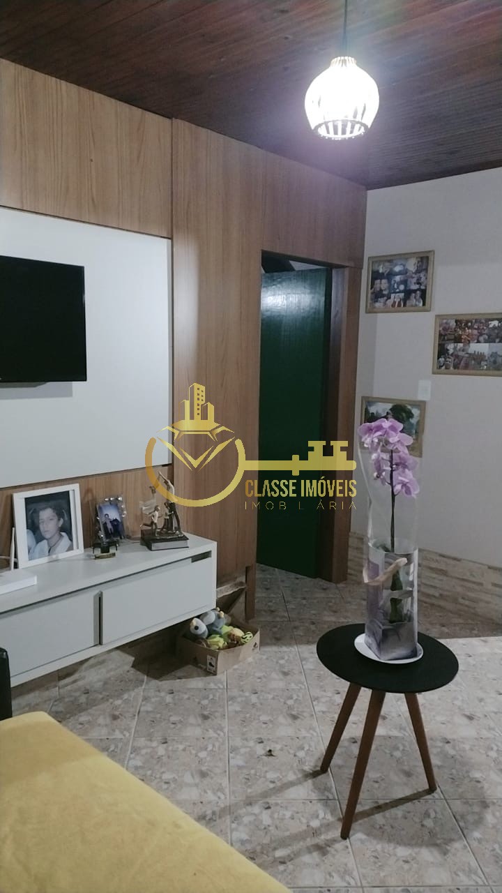 Chácara à venda em Ilhota-SC, bairro Alto Baú: 2 quartos, 1 sala, 1 banheiro, 1 vaga de garagem, 200m² de área. Aproveite!
