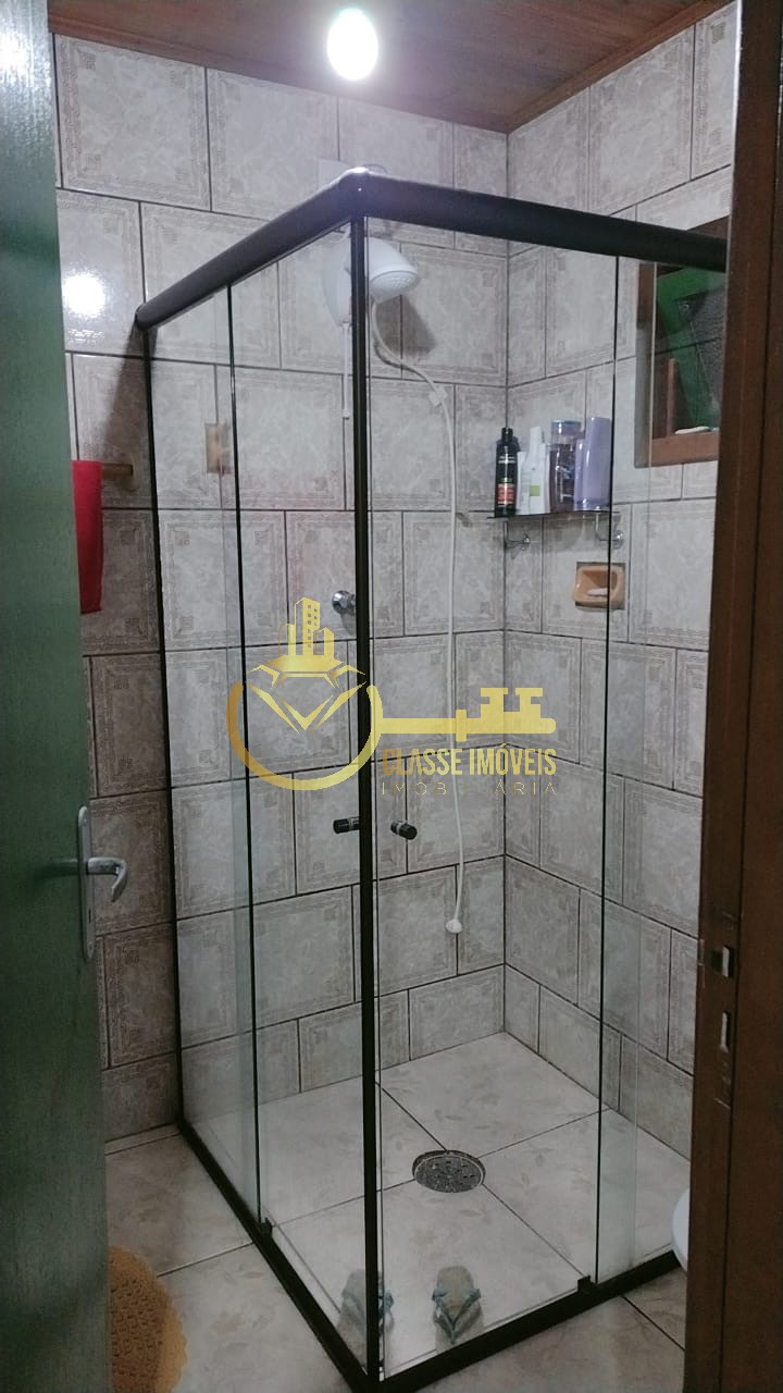 Chácara à venda em Ilhota-SC, bairro Alto Baú: 2 quartos, 1 sala, 1 banheiro, 1 vaga de garagem, 200m² de área. Aproveite!