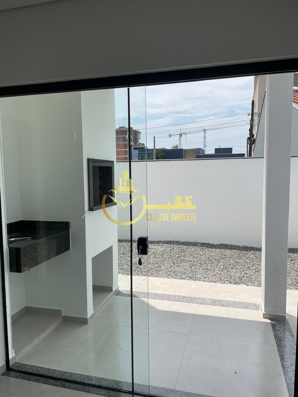 Geminado à venda em Balneário Piçarras-SC, bairro Itacolumi: 3 quartos, 1 suíte, 2 vagas, 136,50m². Venha conferir!