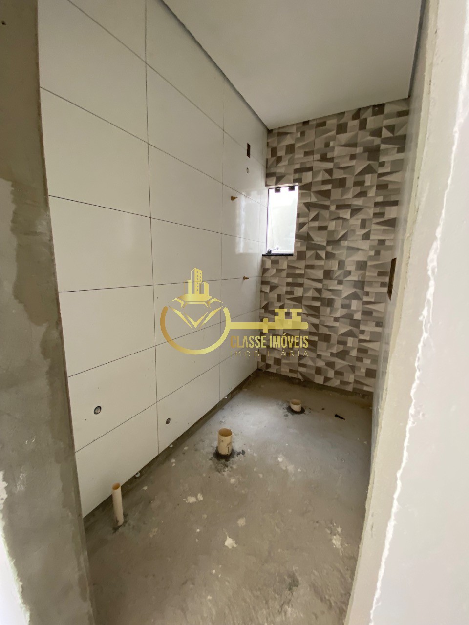 Geminado à venda em Itajaí-SC, bairro Murta: 3 quartos, 1 suíte, 2 salas, 1 banheiro, 2 vagas, 80m². Confira!