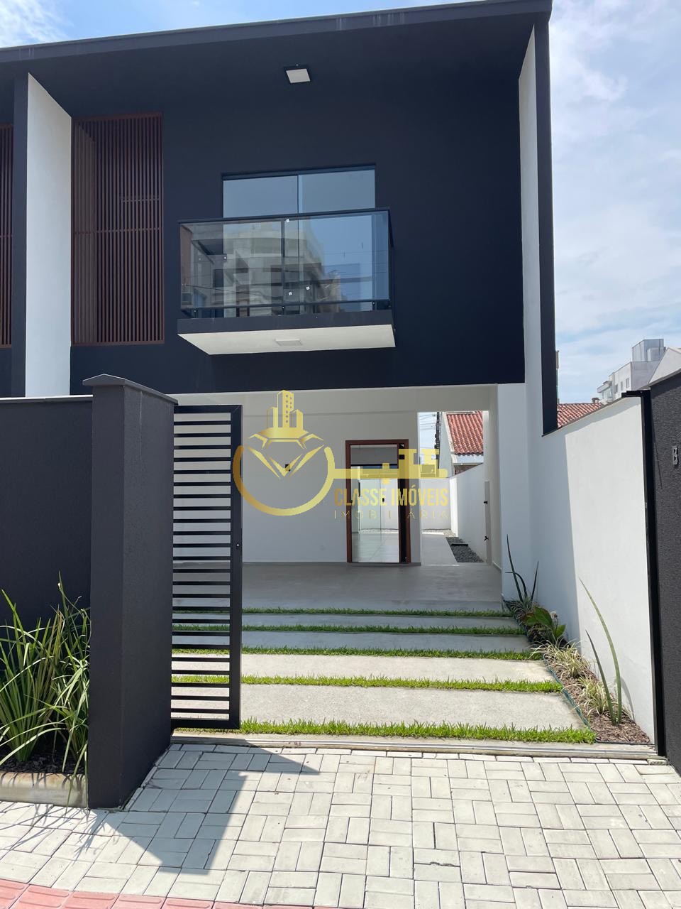Geminado à venda em balneário piçarras-sc, bairro itacolumi: