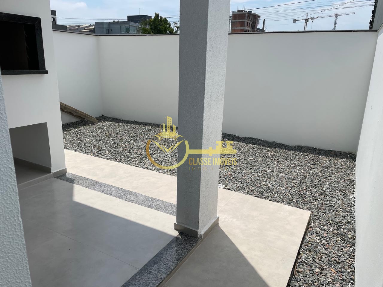 Geminado à venda em Balneário Piçarras-SC, bairro Itacolumi: 3 quartos, 1 suíte, 2 vagas, 136,50m². Venha conferir!