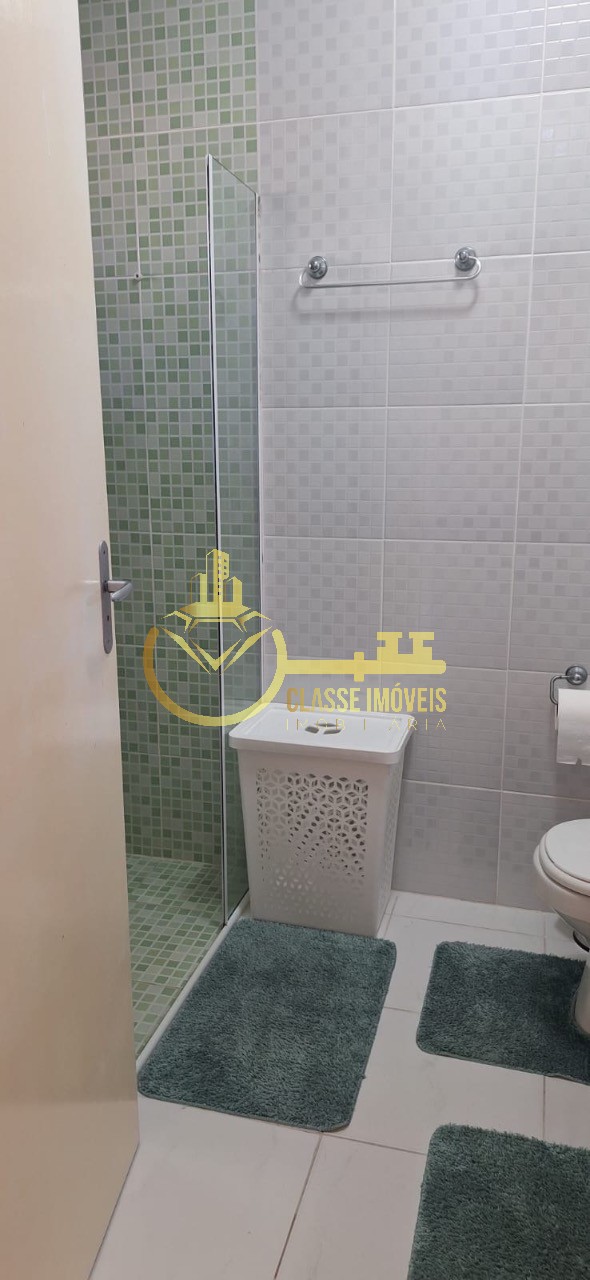 Imperdível oportunidade: Casa à venda em Itajaí-SC, no bairro Espinheiros, com 2 quartos, 1 banheiro, 1 vaga de garagem e 200m² de área.