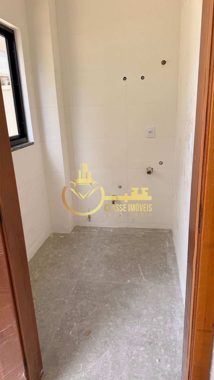 Sobrado à venda em itajaí-sc, bairro são joão: 2 quartos, 1 