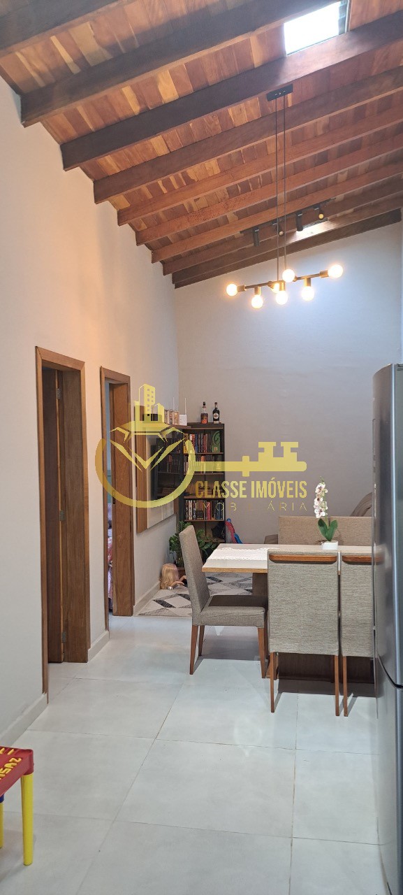 Casa para Venda em Itajaí-SC, Bairro São Vicente: 2 Quartos, 1 Banheiro, 2 Vagas - 70m² de Área