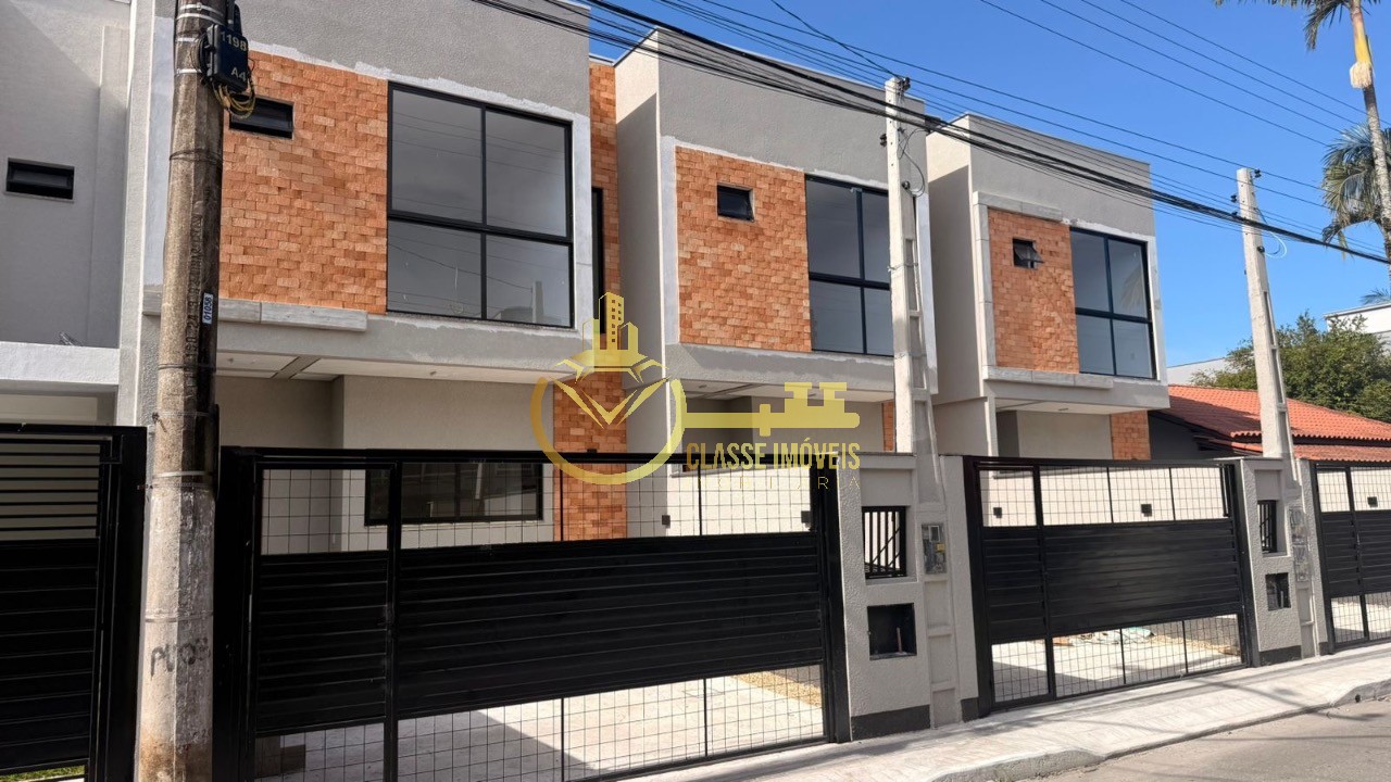 Sobrado à venda em itajaí-sc, bairro são joão: 2 quartos, 1 
