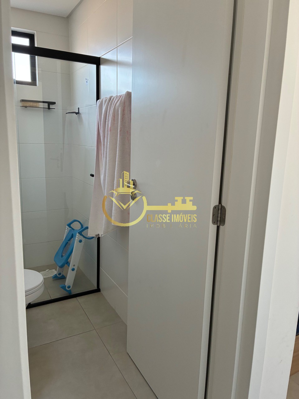 Imperdível oportunidade de investimento em Itajaí-SC: Apartamento de 1 quarto, 1 suíte, 1 banheiro, 1 vaga na garagem, 50m² no bairro Cordeiros!